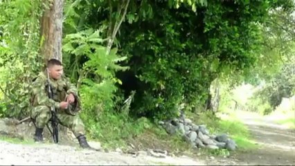 Farc suspendem negociações de paz