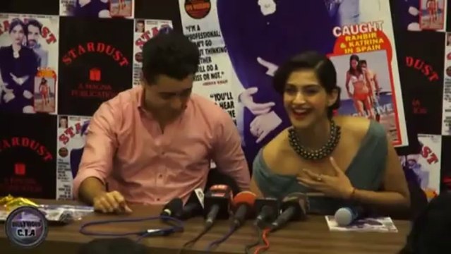 Hottest CLEAVAGES in Bollywood! : MUST WATCH