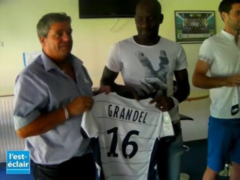 Présentation des deux nouvelles recrues de l'Estac : Denis Petric et Franck Grandel