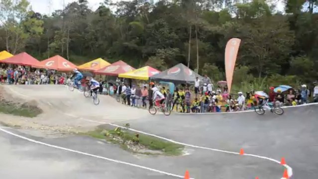 0624 Final Junior Varones 16. 9 Valida Nacional bmx 2013