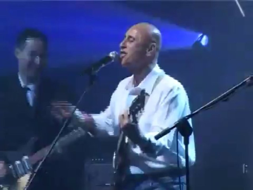 לראות ולא להאמין - ניסים ציוני מככב על הבמה באירוע של פתחון לב