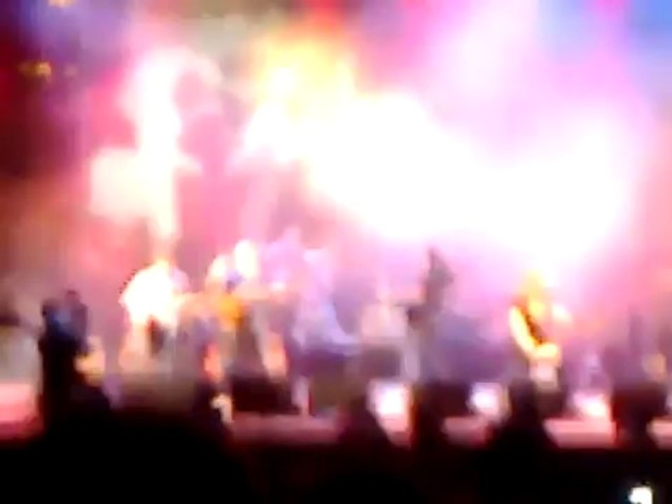 ניסים ציוני ולהקת קואקס מופיעים בערב התרמה לפתחון לב