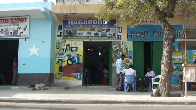 Somalia's Shebab rebels ban 3G in latest blow to freedoms