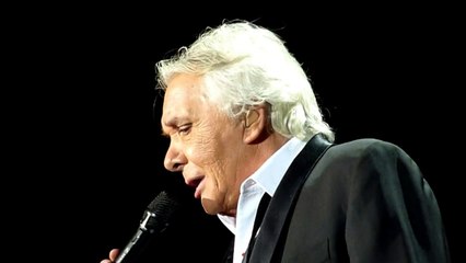 Michel Sardou - Halle Tony-Garnier, Lyon : Être une femme 2010