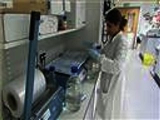 مراحل متقدمة من تجارب علاج مرض السرطان