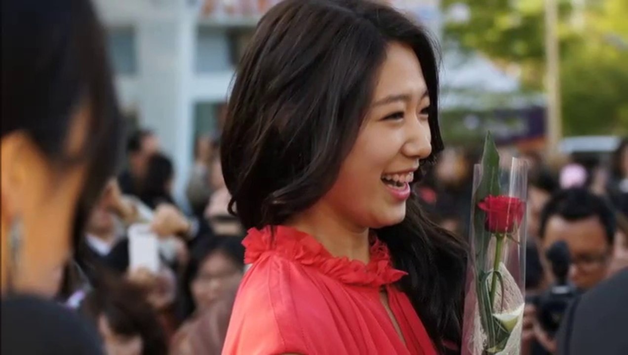 Park Shin Hye 박신혜 Todos me miran