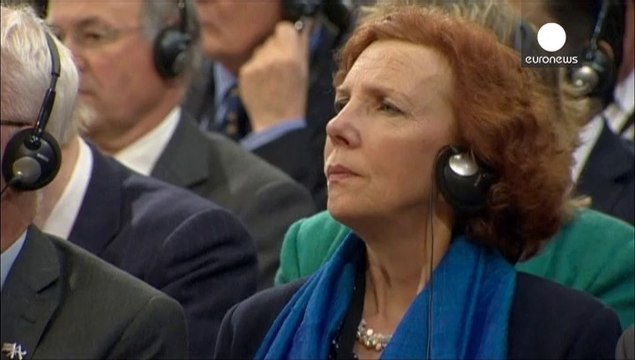 Angela Merkel : l'Europe doit s'ajuster et Londres doit y demeurer