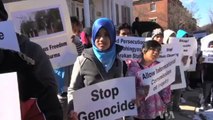 إحتجاج الروهنجيا خارج السفارة البورمية في واشنطن -Rohingya Protest Outside Burmese Embassy in Washington