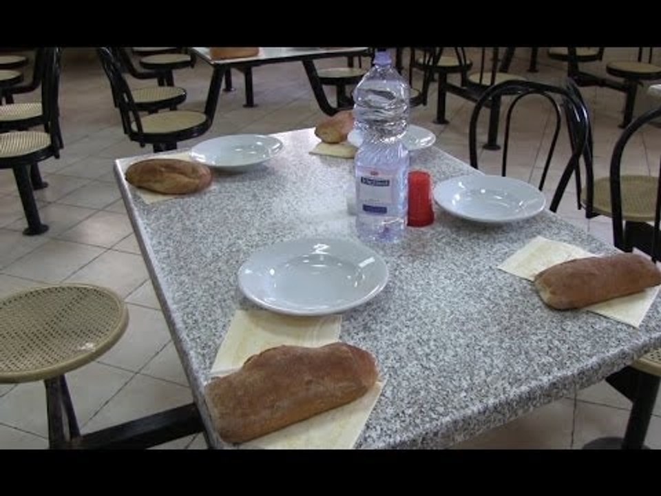 Napoli - Le mense della Caritas a rischio chiusura (27.02.14)