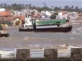 Tsunami at Kanyakumari, Tamil Nadu, India, Boxing Day 2004  video 1