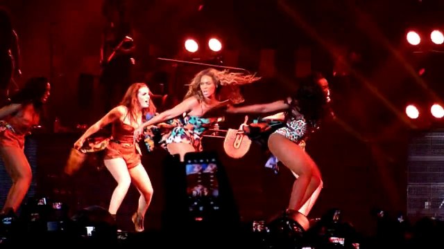 Beyoncé : The Mrs. Carter Show - Bercy, Paris : Grown Woman