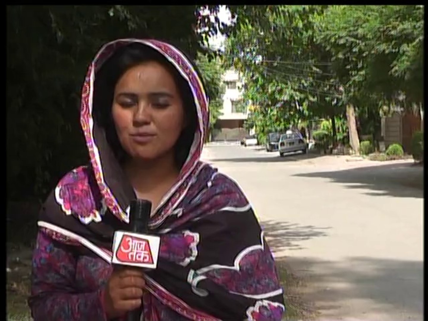 NADIA BATOOL BOKHARI AAJ TAK INDIAN TV  GOVT1