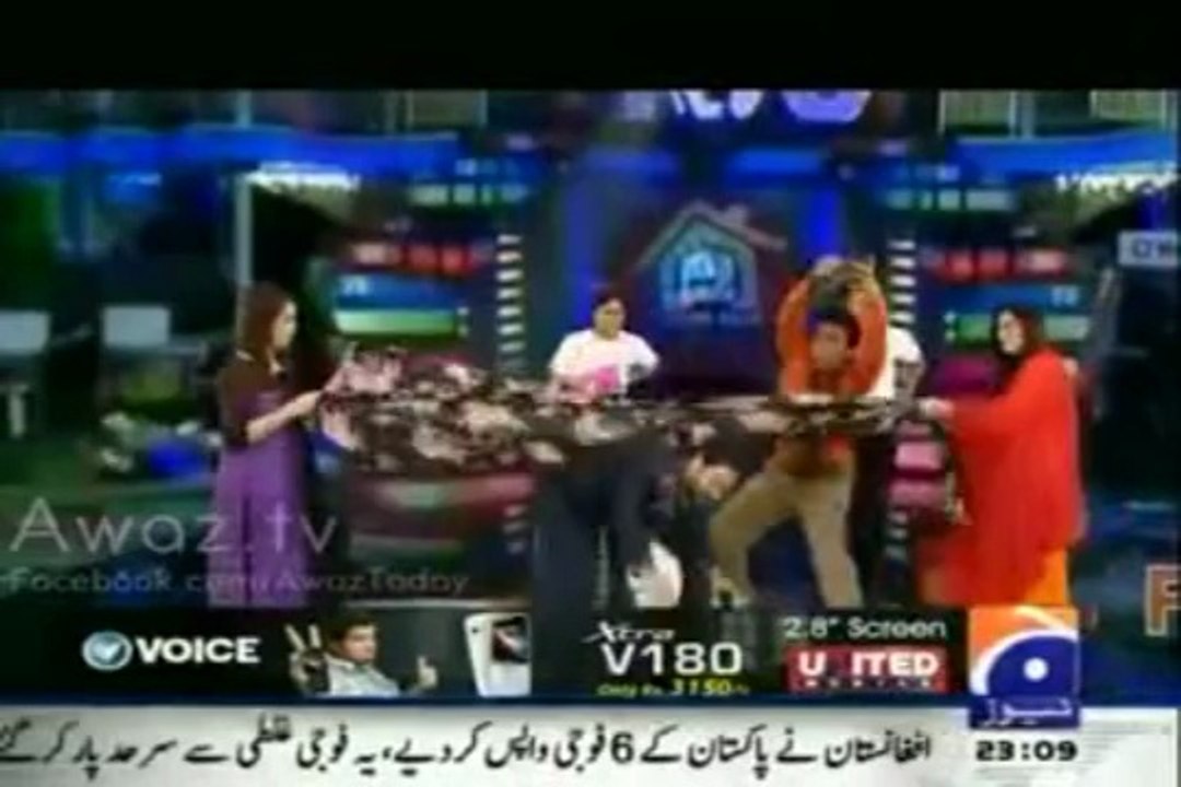 Aamir Liaquat parody in Inam Ghar