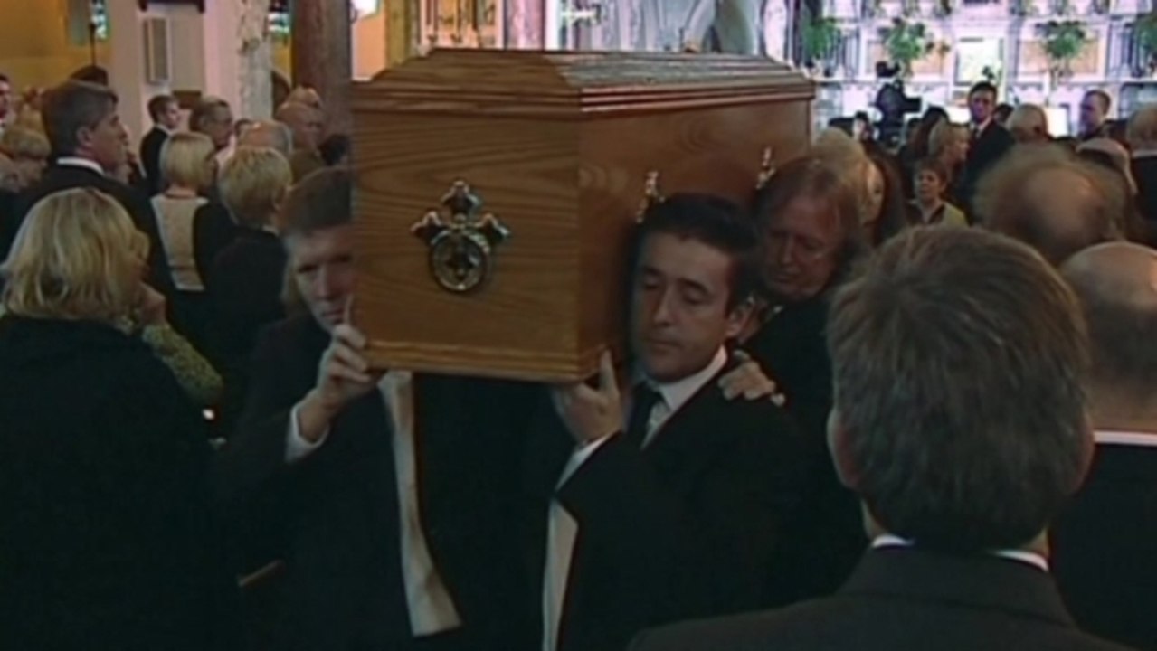 Irish poet Heaney's last words: a text message in Latin, son says at funeral