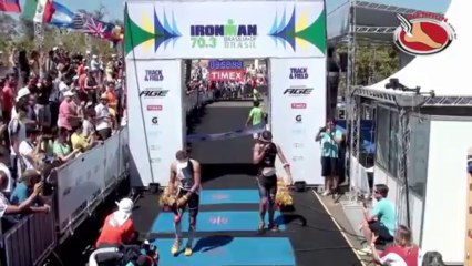Iron Man Triathlon : winner is very very lucky... "be carefull.. behind you!!!"