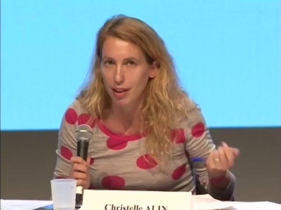 Médiation et numérique dans les équipements culturels: La Gare Coustellet (Maubec) et Villa Arson