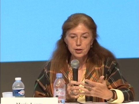 Médiation et numérique dans les équipements culturels: Cité des sciences (Paris) et Bibliothèqu