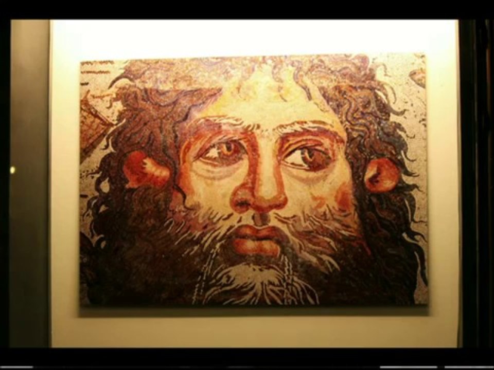 Inauguration des vitrines de Valois : exposition sur les Métiers d'art tunisiens