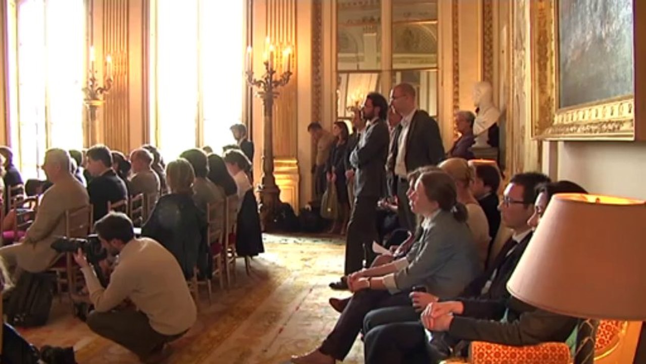 Remise de  l’avant-projet de la Maison de l'histoire de France du Comité d’orientation scientif