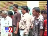 Tv9 Gujarat - Crude bomb blast at Chandni Chowk in Kolkata, None injured