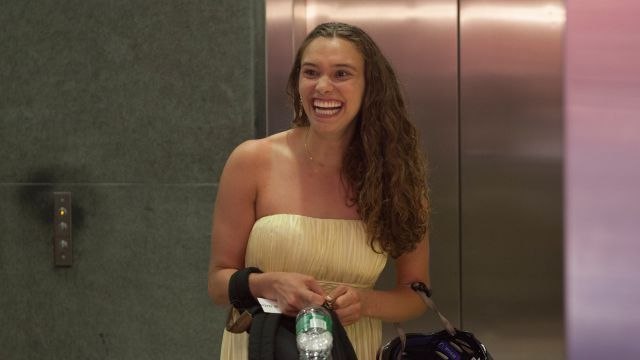 Elevator Makeover - Beachy Waves and Accessories for a Wedding Outfit that Pops