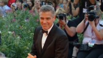 Sandra Bullock discusses Gravity co-star George Clooney
