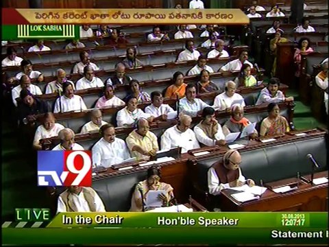 Economy will improve if petrol and gold consumption reduced - PM Manmohan