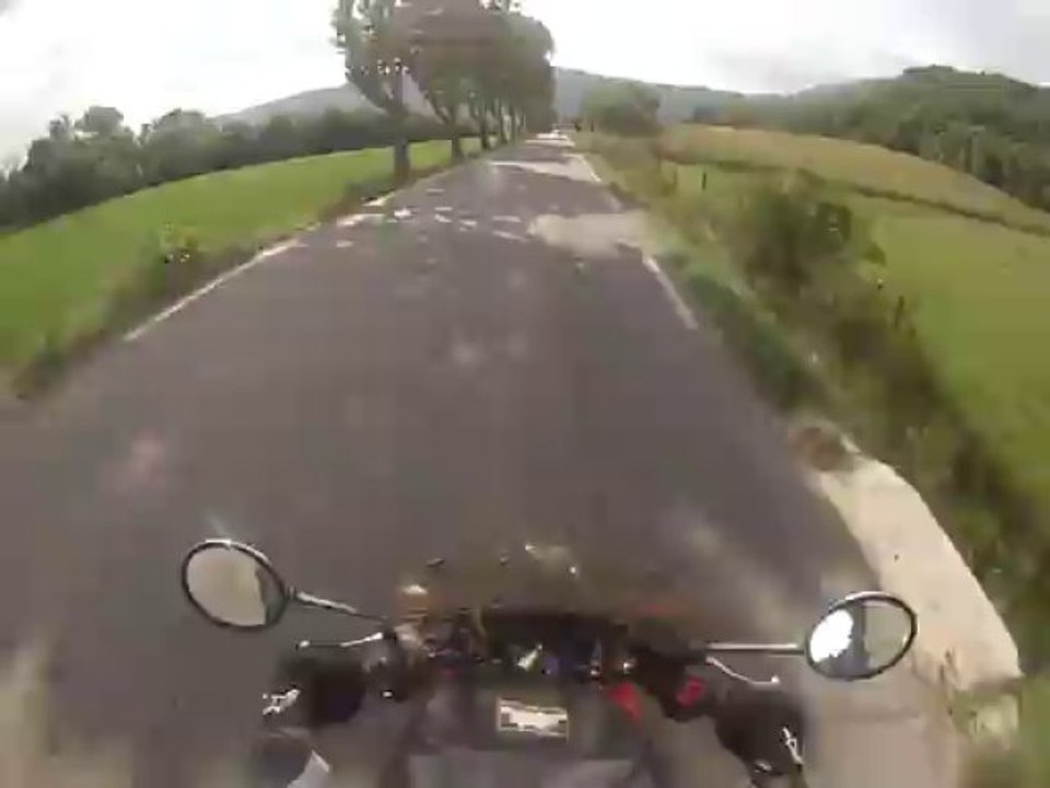 Partant de Sault vers les gorges de la  nesque