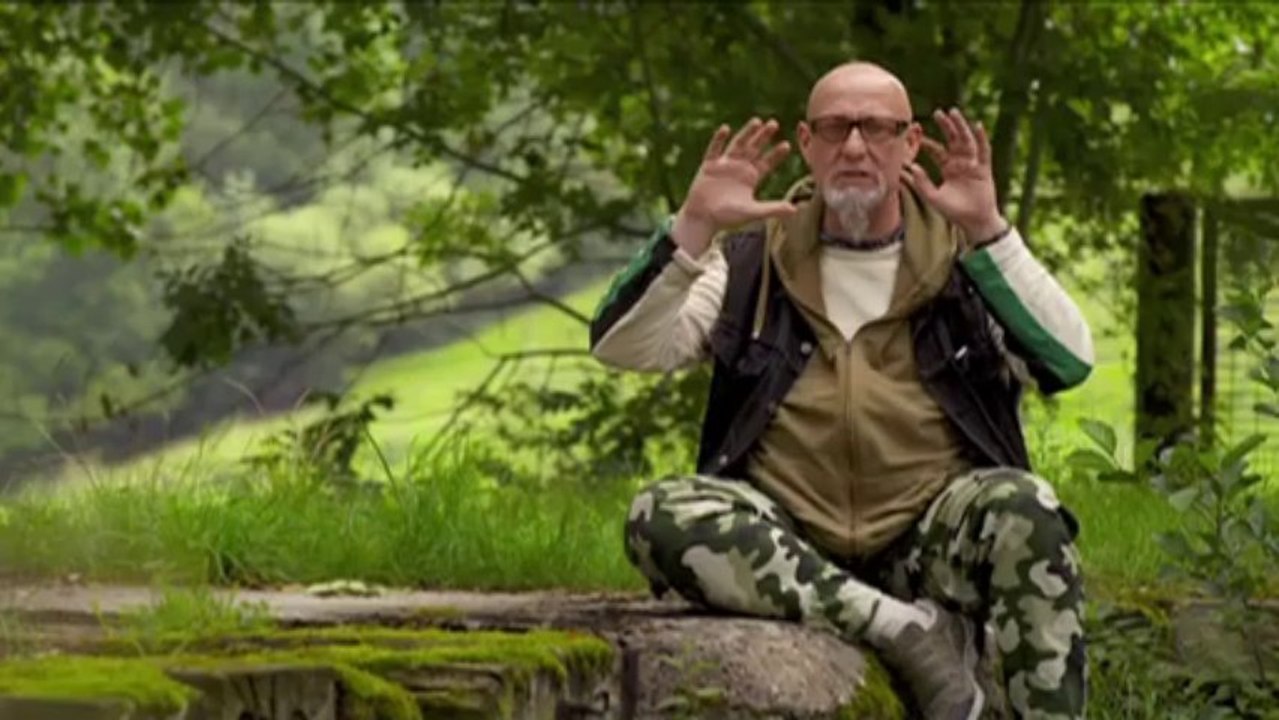 "CharlElie Couture : Les statuts de sa liberté" réal.Véronique Buson & Sylvain Pierrel[Documentaire - 2011]