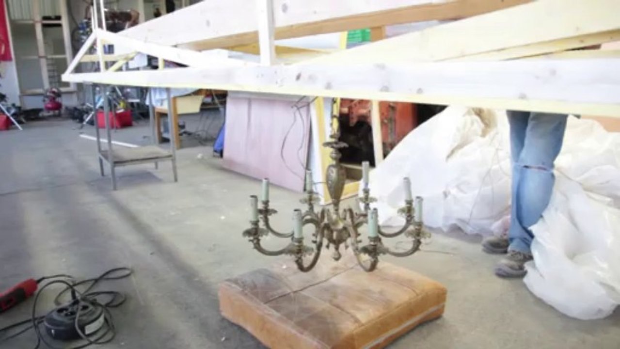 Making Ouf Pour un lustre