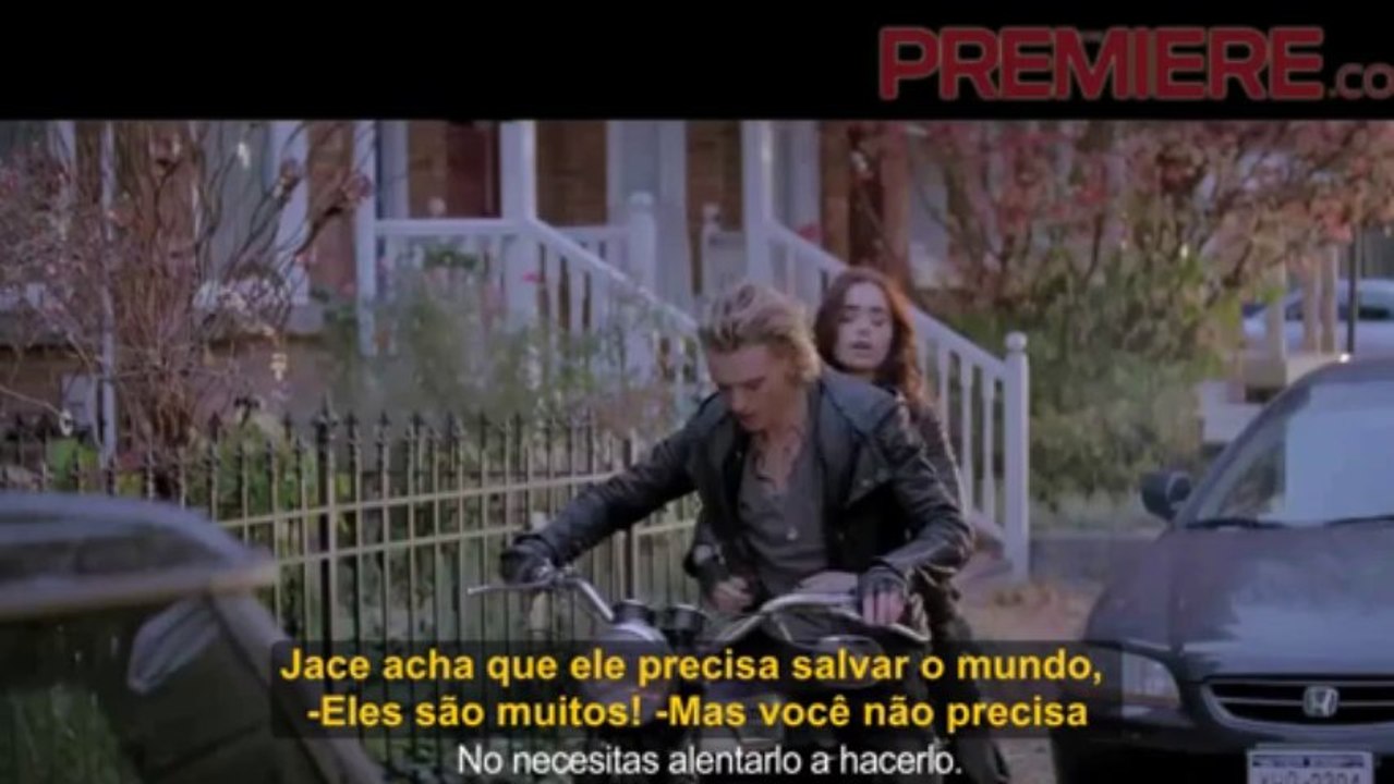 Kevin Zegers e Godfrey Gao falam sobre "Malec" em Cidade de Cinzas