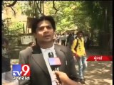Tv9 Gujarat - Mumbai Gangrape Eggs, tomatoes hurled on rapists