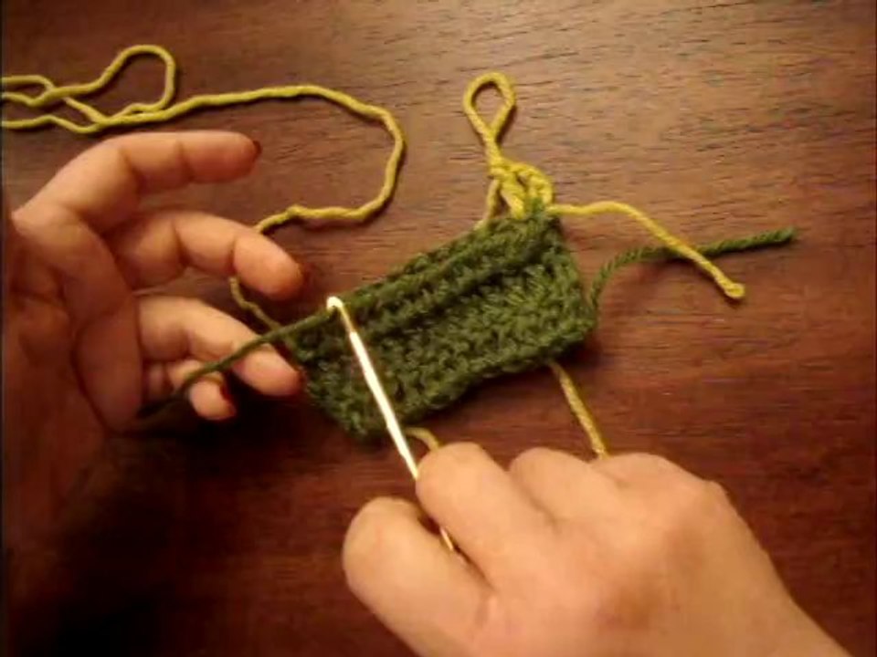 Change Yarn Color While Crocheting