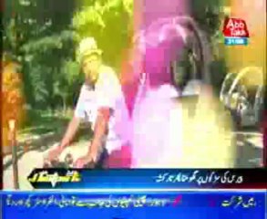 Abb Takk Jhat Pat Pakage about Paris Special Rickshaw