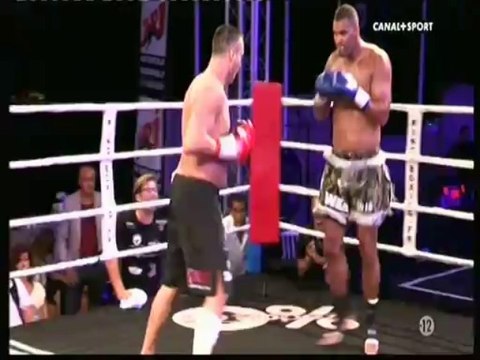 NICOLAS WAMBA VS STEFAN LEKO (Fight Night St-Tropez 4 août 2013)