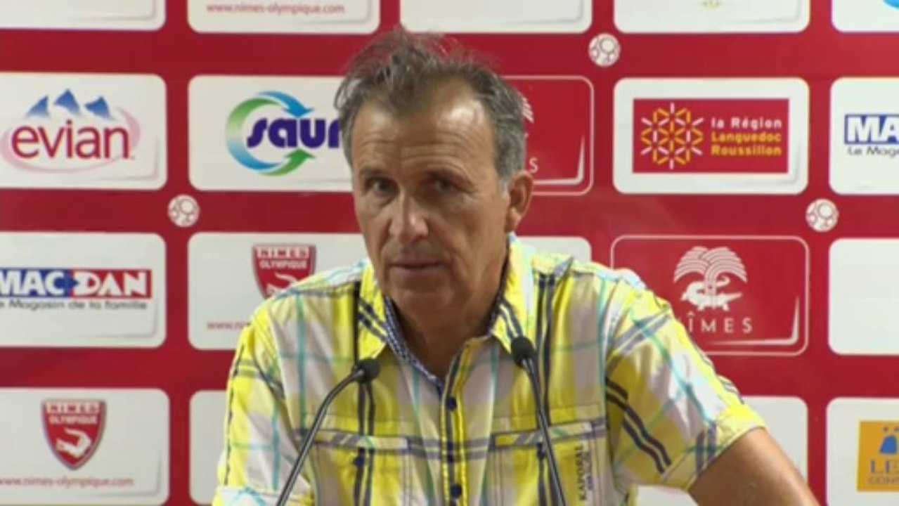Conférence de presse Nîmes Olympique - Havre AC (0-0) : Victor ZVUNKA (NIMES) - Erick MOMBAERTS (HAC) - 2013/2014