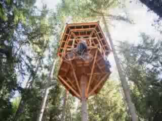 Bisiklet asansör internette ilgiyle izleniyor