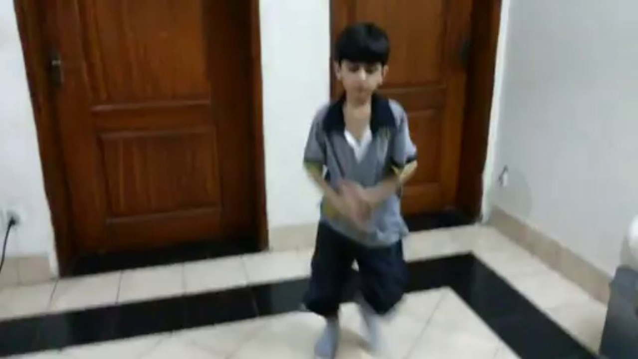 Wasay's Pekistan Performance (1)