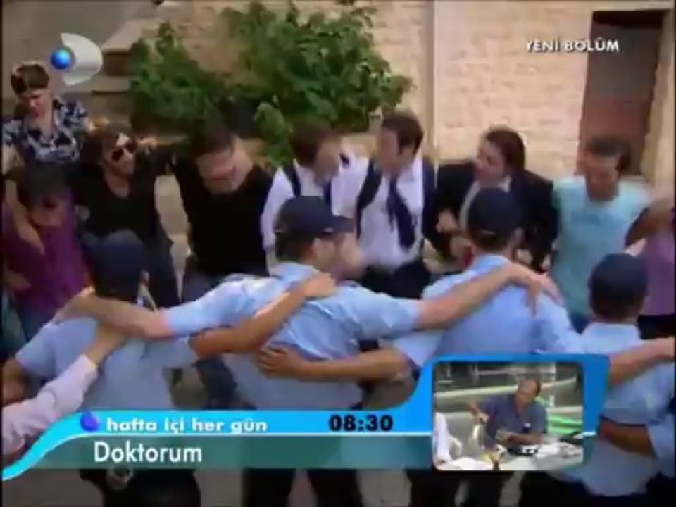 geniş aile ev yıktırmamak için herşeyi yapıyorlar