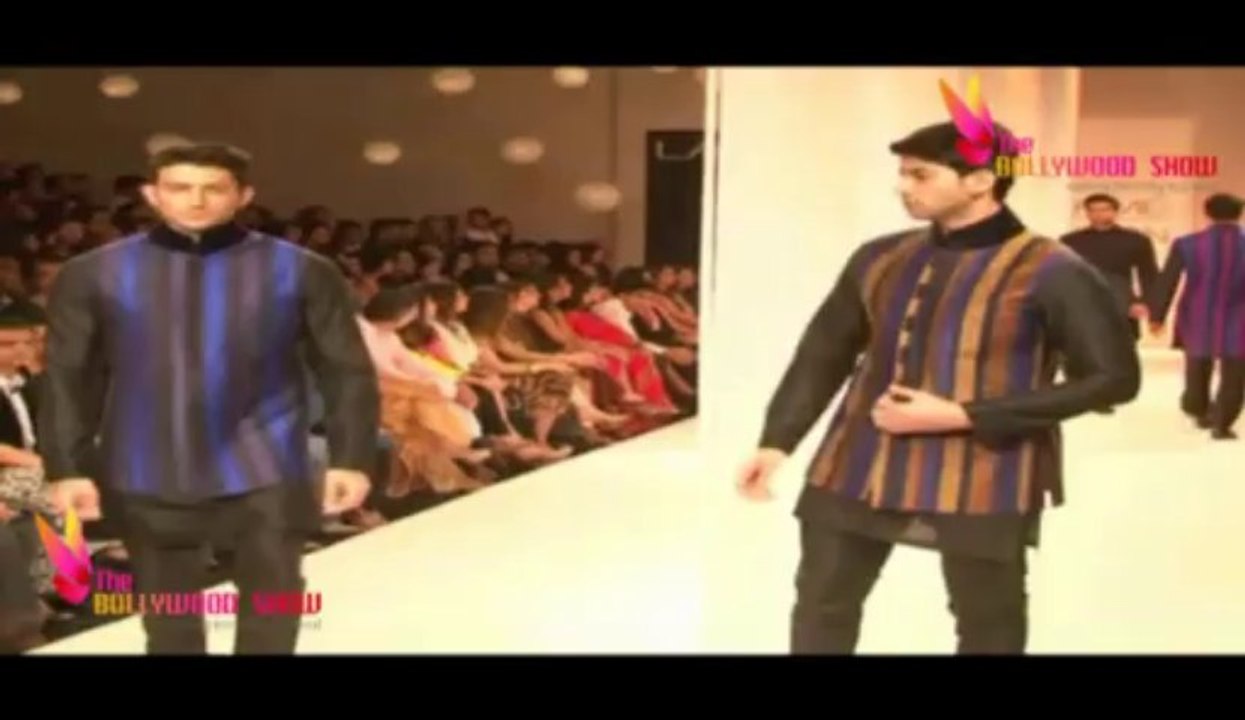 LFW OPENING SHOW BY CELEBRITY DESIGNER MANISH MALHOTRA-02_5