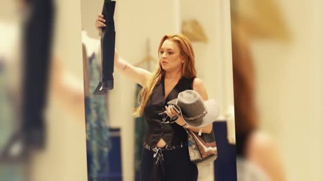 ¿Será que Lindsay Lohan va a presentar la temporada inicial de SNL?