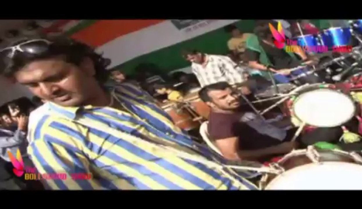 Dolly Bindra Celebrates ' Dahi Handi Celebrations '