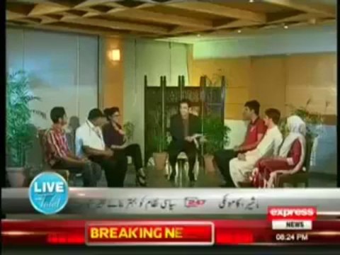 Is Talat Hussain Talking about Sheikh Rasheed