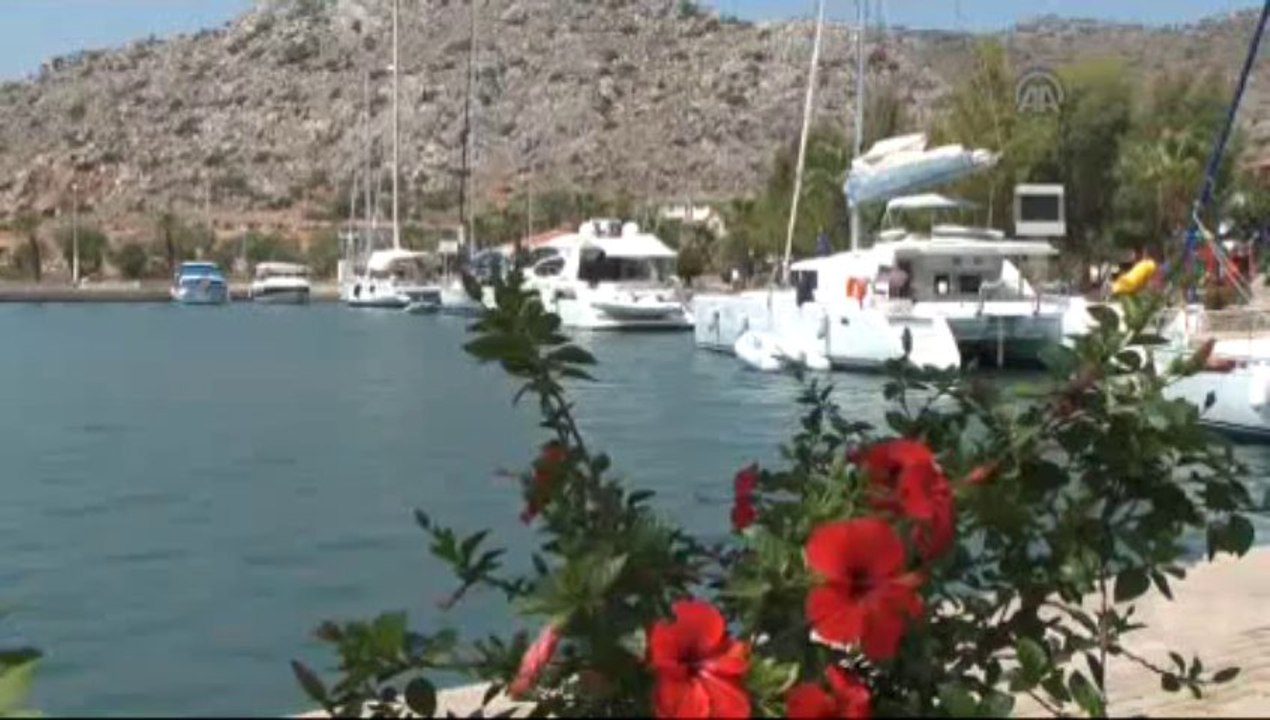 Gümrüğü var ama aynı anda 12 turistten fazlası gelemiyor