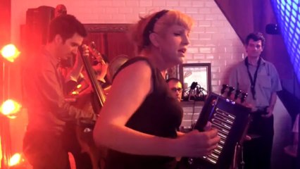 Coulèe Rodair - @ Monday Night Jam (2013-07-01)