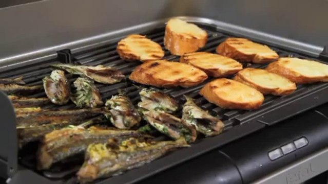 Baget Ekmeğinde Izgara İstavrit Tarifi - Nefis Yemek Tarifi