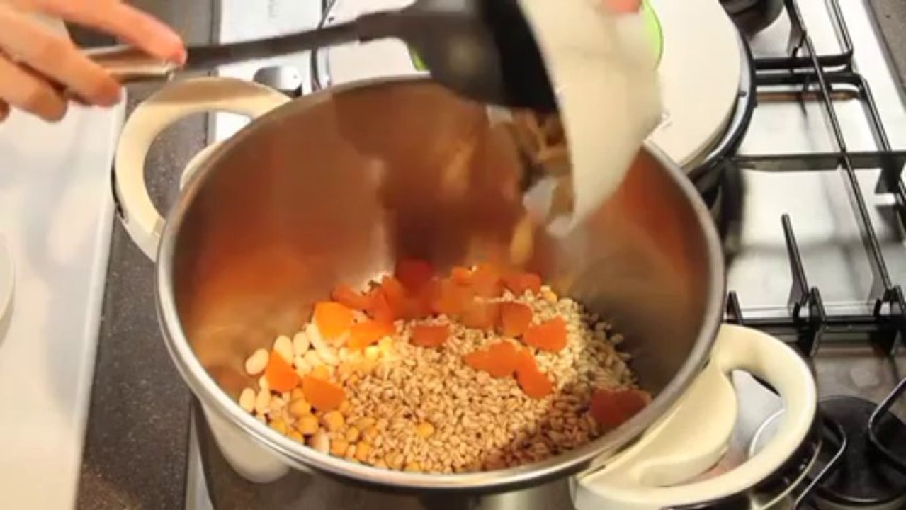 Aşure Tarifi - Nefis Yemek Tarifi