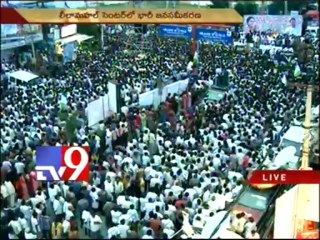 Congress responsible for A.P mess - Y.S.Vijayalakshmi