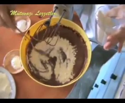 Bayat Ekmekli Kek Tarifi - Nefis Yemek Tarifi