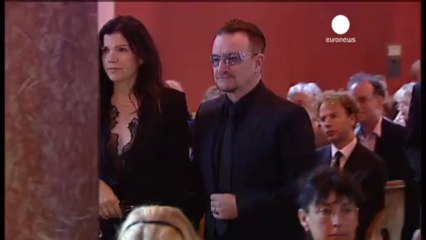 Irlanda da el ultimo adiós al Nobel Seamus Heaney